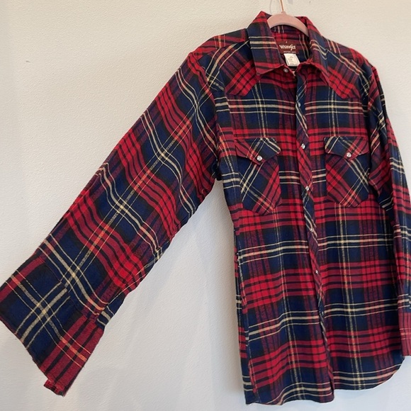 Wrangler Red Plaid Flannel Western Shirt - Men’s Size M - Picture 4 of 8